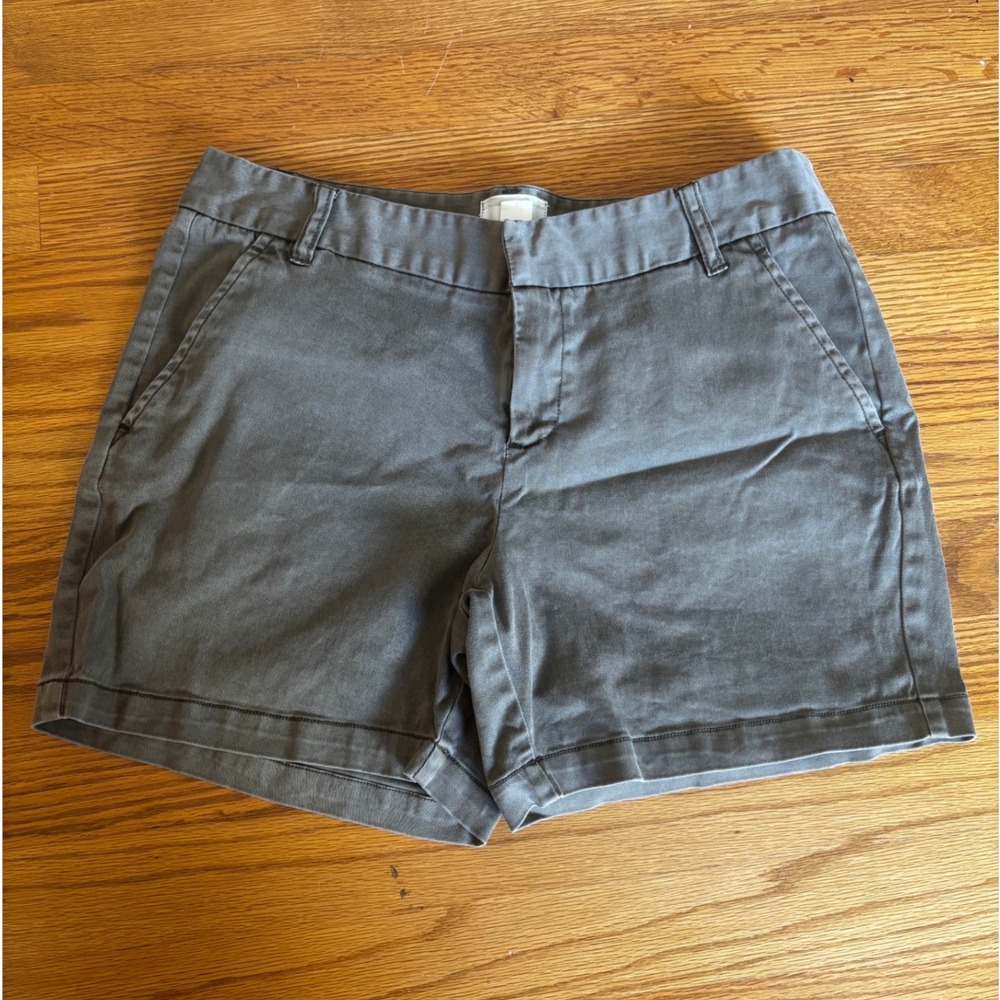 Caslon Womens Chino Shorts Gray Olive Size 8 Mid Rise Cotton Twill Casual Summer
